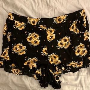 Torrid sunflower shorts